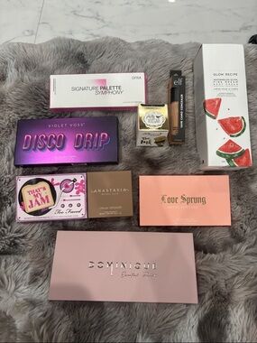 Beauty Bundle. Ofra, Anastasia, Too Faced, Violet Voss, Glow Recipe, elf… more